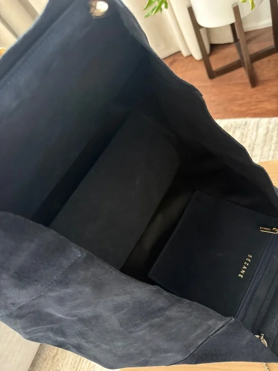 Sézane Gaby Suede Tote | Navy Blue | Gold Chain Strap | Large Bag w/ Dust Bag - Picture 6 of 7